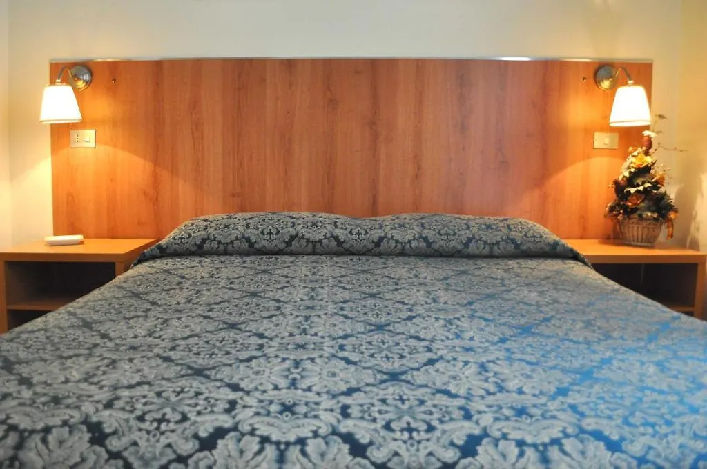 Hotel Fiorenza Rzym 0*,